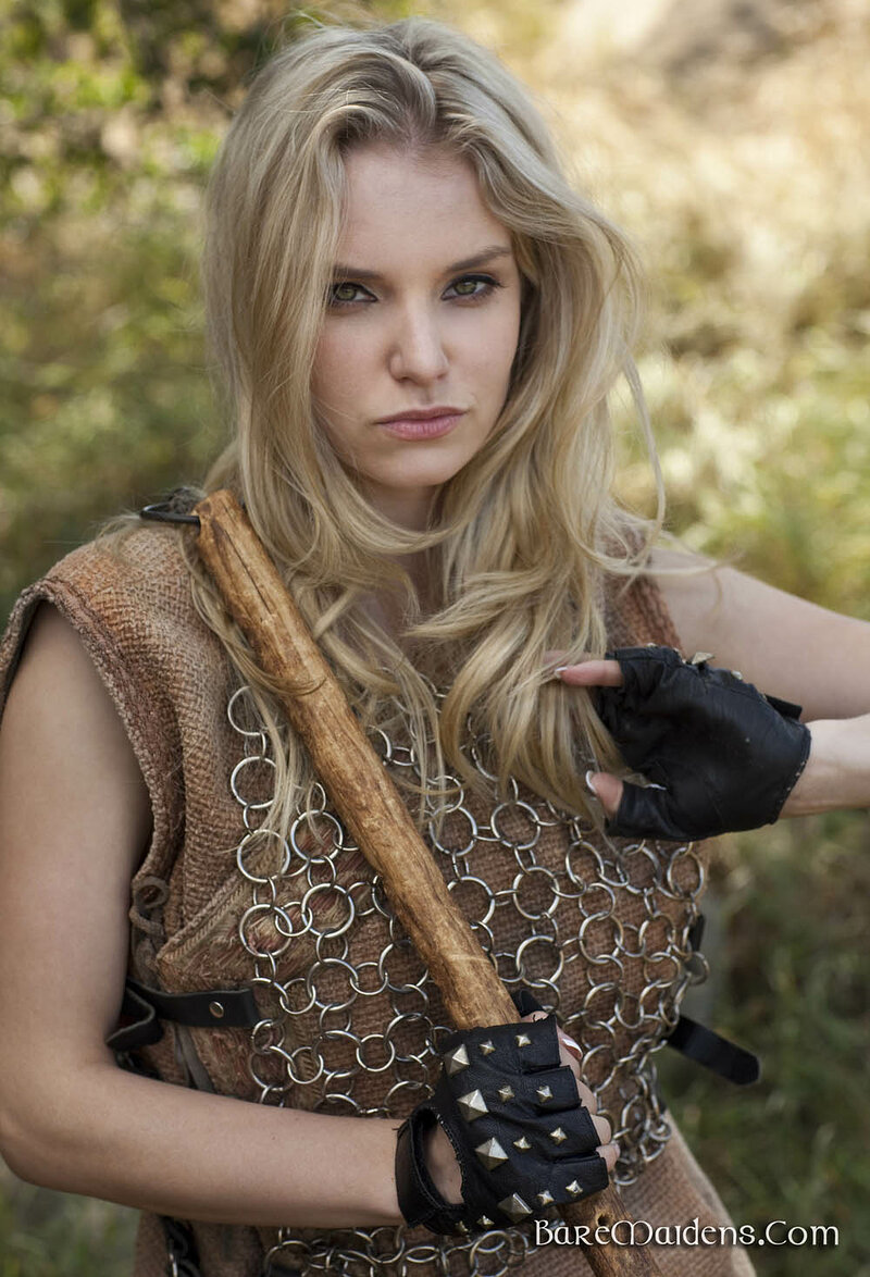 Валик, 23 года, 1 размер груди